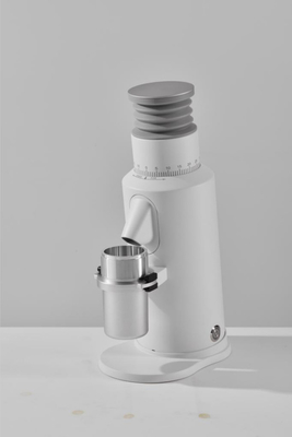 Máy xay cà phê màu đen trắng có thể tùy chỉnh với lưỡi máy Italmill 800-2000 cuộn / phút xoay